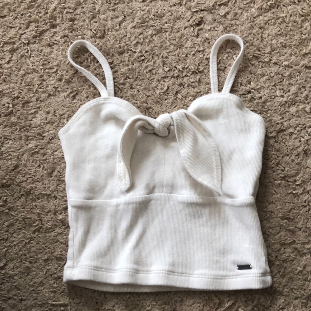 white cropped tank top!